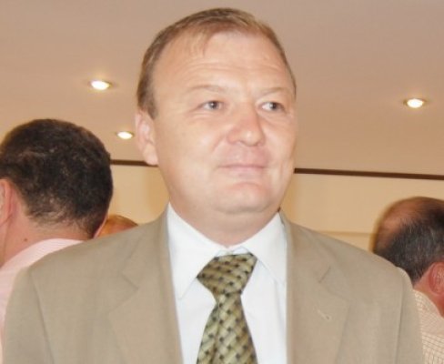 Reprezentanţii UDTTMR, susţinătorii lui Mazăre şi Constantinescu la locale